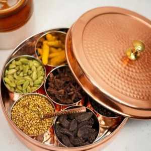 Luxury Gold Leaf Shaped 3 Compartment Dry Fruit Tray Metal Nut Serving <b>Platter</b> Snacks Dish for Wedding Party Home Kitchenware - Product Image 3