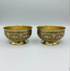 ชาม meenakari ทองเหลืองสีฟ้าที่อุดมไปด้วยรายละเอียดลวดลายนกยูงและเถาวัลย์ทองคำที่มีจำหน่ายในราคาขายส่ง - Product Image 2