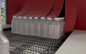 Máquina Envolvedora Termoencogible Semiautomática de Acero Suave Azul de 13.5 Kw y 3 Fases, Accionada Eléctricamente, para Envasado de Alimentos y Bebidas con Lámina LDPE - Product Image 4