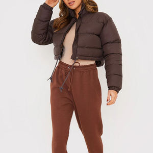 Oversized Polyester <b>Cropped</b> <b>Puffer</b> <b>Jackets</b> for Ladies Warm Winter Bubble Coat with Detachable Collar and Zipper Closure - Product Image 1