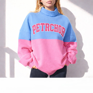 Sweat-shirt surdimensionné à col montant pour femme, personnalisé avec logo brodé sur le devant, anti-plis et respirant, collection automne - Product Image 1
