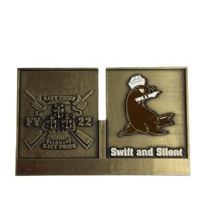 Buen Precio, Pin de Solapa de Esmalte Suave Personalizado con Logotipo, Estilo Anime, Recubierto de Epoxi, de Aleación de Zinc Fundido a Presión, Talla Única, para Eventos - Product Image 3