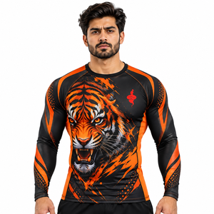 Vêtements de sport personnalisés pour hommes, rashguard à séchage rapide, t-shirt de compression en tissu extensible pour la natation, le surf, la remise en forme et l'entraînement en plein air - Product Image 1