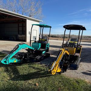 Miniexcavadora Premium Atlas HT12 (Motor Koop) Tipo Oruga de 0.8 Toneladas con Caja de Cambios de Alta Eficiencia, Bien Mantenida, en Venta - Product Image 2