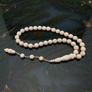 Rosario Islámico Moderno Hecho a Mano con 33 Cuentas de Hueso de Camello Talladas, Ecológico, Tasbih Misbaha WAC-0916 - Product Image 4