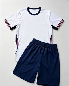 Maillot de football personnalisé pour homme 100 % polyester respirant col rond manches courtes uniforme de football d'été impression numérique rapide - Product Image 2