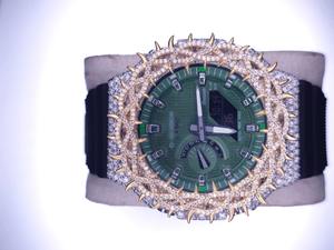 ผู้ส่งออกอินเดีย VVs Clarity Moissanite นาฬิกาข้อมือดิจิตอลสายยางควอตซ์ ตัวล็อคแบบหนา ทนทาน แฟชั่นทันสมัย มีจำหน่ายแล้ว - Product Image 5