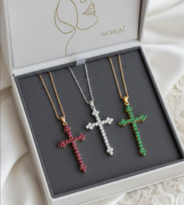จี้รูปกางเขนประดับเพชรแล็บโกรว์ ทอง 14KT รุ่น Starlight - Product Image 2