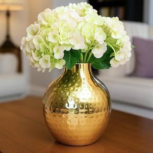 Vase floral en métal au design traditionnel et au forme artistique pour une ambiance élégante à la maison et une composition décorative distinctive - Product Image 5