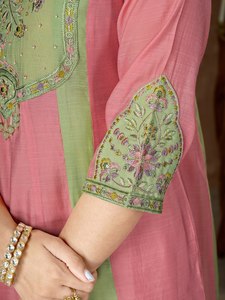 Nouvelle Tendance 2026 : Ensemble Salwar Kameez 3 Pièces Rose Poudré et Vert Sauge, Brodé, Style Palazzo Moderne, Séchage Rapide, Style Pakistanais - Product Image 5