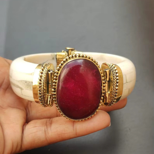 Brazalete de Hueso Incrustado Hecho a Mano, Duradero, de Alta Calidad, Joyería de Moda para el Día a Día, Estilo Vintage, Artesanía Natural Antigua - Product Image 1