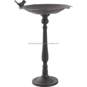 Grand bol à eau pour oiseaux en métal, autoportant, parfait pour attirer les oiseaux et embellir l'environnement naturel extérieur. - Product Image 2
