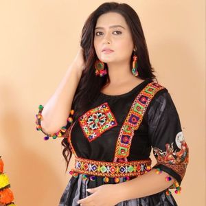 Conjunto de Dhoti Kediyaa de Algodón Negro Premium para Navratri con Cinturón, Vestido Tradicional para Garba Dandiya, Fabricante: Royal Export - Product Image 5