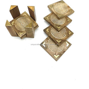 Juego de 4 Posavasos Cuadrados Hechos a Mano de Madera de Sheesham, Estilo Clásico, con Soporte de Latón, 5mm de Grosor, Ecológicos y Rústicos - Product Image 4