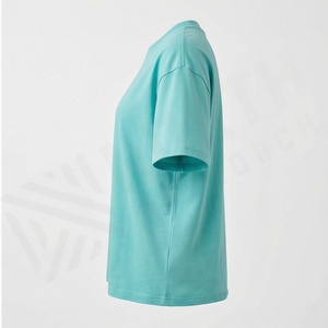Camiseta de Satén de Poliéster para Mujer, Impresión de Logotipo Personalizado, Manga Corta, Líneas Boutique, Color Personalizado, Alta Calidad - Product Image 3