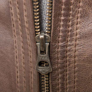 Chaqueta de hombre 100% cuero genuino con cuello alto, estilo urbano, transpirable y cómoda, para invierno. - Product Image 6