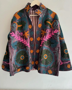 Veste florale brodée à la main en velours ethnique Suzani | Vêtements d'extérieur bohème Duster | Veste de déclaration artisanale - Product Image 2