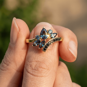 Anillo de Plata de Ley 925 de Alta Calidad con Piedras de Topacio y Zafiros Azules Naturales en Forma de Marquesa - Product Image 2