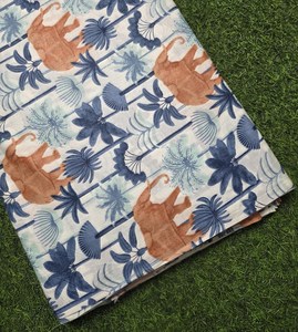 Tissu en coton imprimé à la main motif éléphant, imprimé safari jungle, doux, léger, tricoté, écologique, respirant - Product Image 4