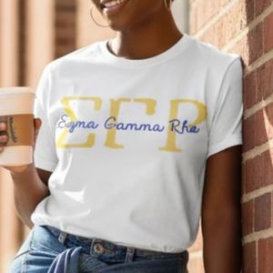 Camiseta de algodón tipo grecia Sigma Gamma Rho, personalizada con estampado, para mujer, ropa de hermandad, top informal con cuello redondo, estilo streetwear, venta al por mayor - Product Image 2