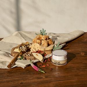 Crème hydratante pour la peau à l'eau de gingembre végane, peptide anti-âge, éclaircissant à la niacinamide, crème hydratante en profondeur aux peptides - Product Image 3