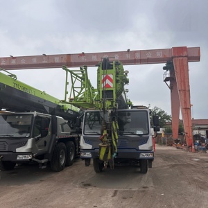 Grue sur camion ZOOMLION ZTC350H562 de 35 tonnes d'occasion 2022 – Équipement de levage mobile hydraulique haute performance - Product Image 3