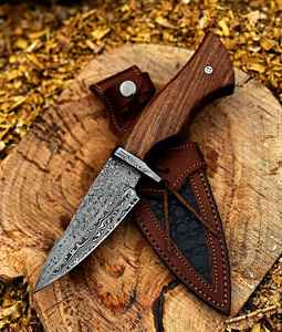 Cuchillo de caza de acero de Damasco de alta calidad con funda de cuero, hecho a mano, para camping y caza, con mango de madera, OEM. - Product Image 3