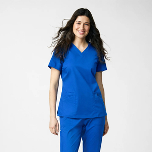 Tenues chirurgicales en gros pour cliniques esthétiques, vêtements de travail pour médecins, uniformes d'infirmière à manches courtes et col en V, pantalons à lacets côtelés - Product Image 1
