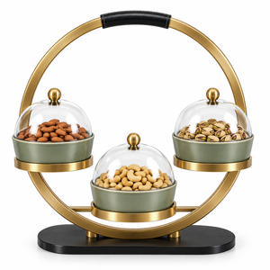 Élégant support de service à trois compartiments pour noix, conçu pour des dîners haut de gamme et une décoration intérieure élégante, avec trois compartiments magnifiquement disposés. - Product Image 2