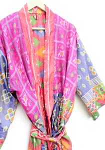 Kimono Sari de poliéster vintage con parches multicolores bata larga de luna de miel - Product Image 2