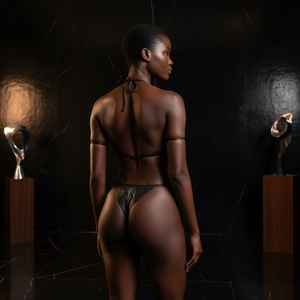 Conjunto de Bikini de Cuero Genuino |   Top de cuero negro hecho a mano |   Tanga de cuero con tiras - Product Image 3