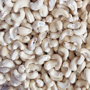 Wholesale Cashew <b>Nuts</b> Wholesale W180 W240 Cashew <b>Nuts</b> Santigo Cashew Vietnam Cheap Price, OEM ODM Packaging - Product Image 1