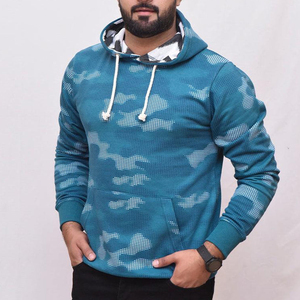 Sudadera con capucha para hombre, azul, con estampado de camuflaje, bolsillo canguro, mangas largas, capucha con cordón, corte regular, informal, para invierno - Product Image 1