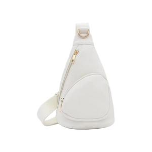 Sac de poitrine pour homme imperméable et tendance, à porter en bandoulière, avec logo personnalisé, sac à bandoulière de haute qualité pour homme - Product Image 5