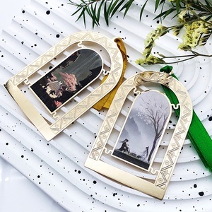 Marcapáginas de Metal Personalizado con Serigrafía y Baño de Oro, con Técnica de Estampado - Product Image 1