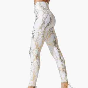 Vêtements de yoga et de fitness pour femmes en gros, 2 pièces, haute qualité, impression par sublimation personnalisée, légers, ensembles de yoga pour femmes - Product Image 6
