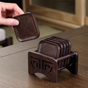 Ensemble de sous-verres carrés en bois décoratifs et durables avec options personnalisables pour cuisines modernes et salles à manger élégantes - Product Image 6