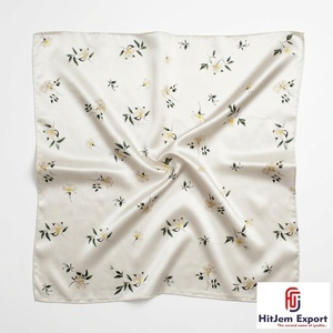 Pañuelo Corto Estampado Premium, Diseño Personalizado, Marca Blanca, Fabricante Textil OEM ODM, Venta al Por Mayor - Product Image 1