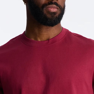 Camiseta Urbana de Color Sólido para Hombre con Logotipo Personalizado en la Parte Delantera, Premium, Cómoda para el Día a Día, Informal, de Moda Urbana, de Manga Corta - Product Image 2