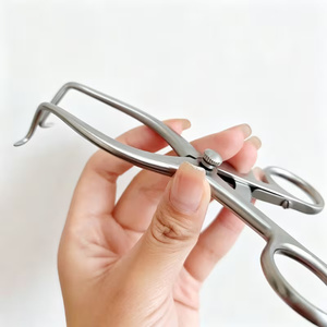 Retractor Quirúrgico Gelpi de Acero Inoxidable de 3 mm de Profundidad, Marca Optitech Healthcare, Nuevo, de Alta Calidad, Grado Médico, Certificado CE - Product Image 3