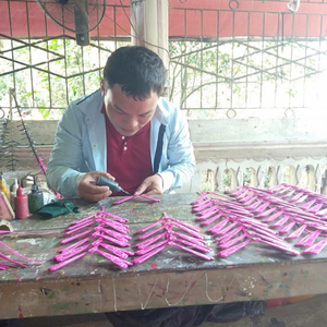 Libellules en bambou naturel sélectionnées du Vietnam pour les importateurs mondiaux de cadeaux et les créateurs de packs de jouets de chez 99 Gold Data - Product Image 1