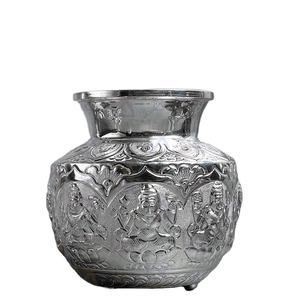 Kalash en aluminium fabriqué en Inde pour les cérémonies de puja hindoues, le culte des temples et les pratiques religieuses sacrées, décoration intérieure - Product Image 3