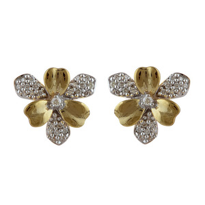 Pendientes de Diamantes Florales Venus, Elegantes Pendientes de Diamantes Florales en Racimo de 18K, Diamantes Redondos Cultivados en Laboratorio, Joyería Fina de Diseño en Oro para Mujer - Product Image 1