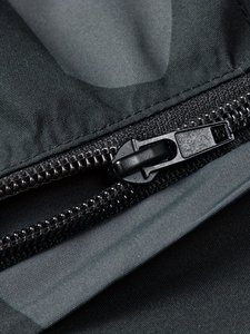 เสื้อแจ็คเก็ตกันลมราคาส่งแบบมีซิป ฮู้ด คอตั้ง ย้อมสี สำหรับเดินป่ากลางแจ้ง สกรีนโลโก้ ฤดูใบไม้ร่วง ยูนิเซ็กส์ ไซส์ใหญ่ กันน้ำ - Product Image 6