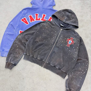 เสื้อฮู้ดปักลาย Valley Dreams แบบยูนิเซ็กส์ ทรงโอเวอร์ไซส์ ผ้าเฟรนช์เทอร์รี่ สวมใส่สบายๆ ในฤดูใบไม้ร่วง ดีไซน์ตัวอักษรสีแดง ดำ น้ำเงิน - Product Image 2