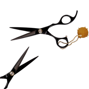 Fabricadas con acero inoxidable de alta calidad, estas tijeras ofrecen un corte preciso, suave y de alta calidad. - Product Image 2