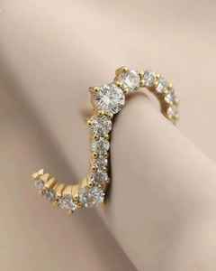 Boucles d'oreilles ondulées en moissanite ronde, plaquées or avec argent sterling 925, pour les amoureux, à porter de plusieurs façons - Product Image 5