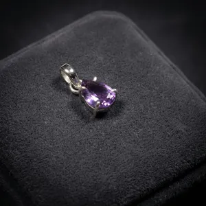 Colgante de Amatista Solitario en Forma de Gota con Engaste de Garra, Plata de Ley 925, Clásico, Unisex, para Uso Diario - Product Image 5