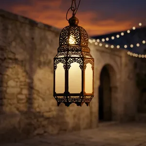 Lanterne suspendue en métal, forme géométrique, décoration intérieure et extérieure, 100% faite à la main, luminaire pour salon - Product Image 2