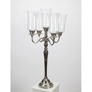 Nouveau chandelier blanc élégant à 5 bras pour centres de table de mariage, design unique, porte-bougie en métal fait main - Product Image 5